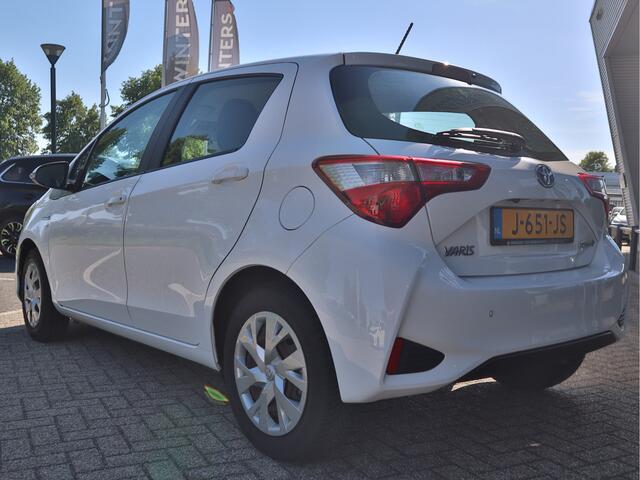 Toyota YARIS 1.5 Hybrid Active Navi+BT+Camera Cr.Control ECC-Airco