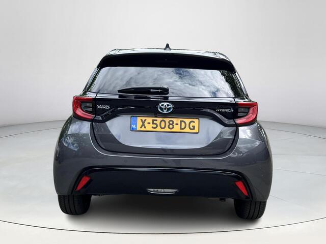 Toyota YARIS 1.5 Hybrid Executive **DODE HOEK DETECTIE/ JBL AUDIO/ PANORAMADAK**