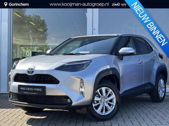 Toyota YARIS Cross 1.5 Hybrid Dynamic Edition | Apple Carplay/Android Auto | Parkeersensoren voor + achter | Smart key | Privacy glass | Toyota garantie tot 2034!