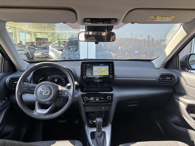 Toyota YARIS Cross 1.5 Hybrid Dynamic Edition | Apple Carplay/Android Auto | Parkeersensoren voor + achter | Smart key | Privacy glass | Toyota garantie tot 2034!