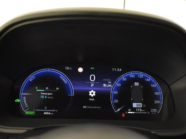 Toyota YARIS 1.5 Hybrid 130pk Executive | Nieuwe All Seasons | Stuur en Stoe