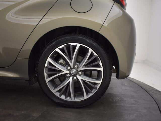 Toyota YARIS 1.5 Hybrid 130pk Executive | Nieuwe All Seasons | Stuur en Stoe