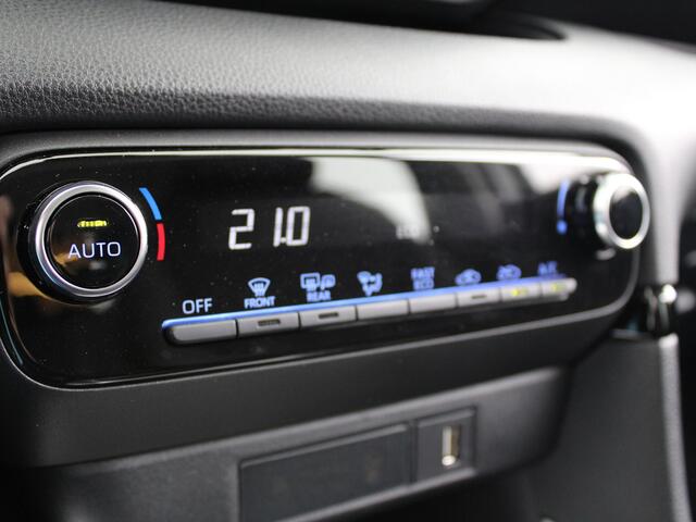 Toyota YARIS 1.5 Hybrid Dynamic