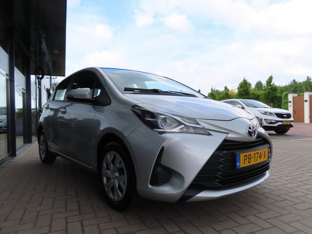 Toyota YARIS 1.5 VVT-I Aspiration Ecc Cruise Navi Trekhaak 2017