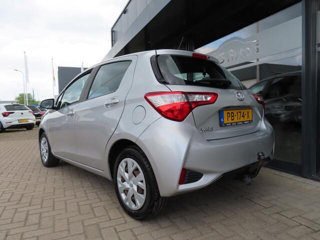 Toyota YARIS 1.5 VVT-I Aspiration Ecc Cruise Navi Trekhaak 2017
