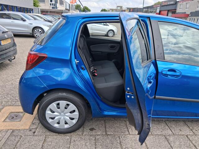 Toyota YARIS 1.3 VVT-i Now