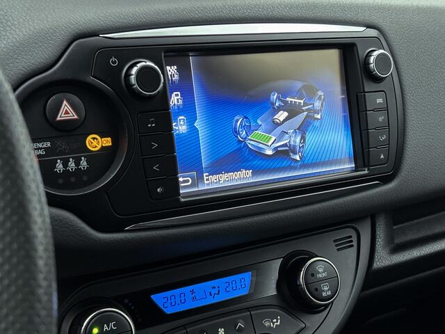 Toyota YARIS 1.5 Hybrid Aspiration Bi-Tone Limited