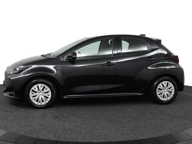 Toyota YARIS 1.5 Hybrid Active | Apple Carplay/Android Auto | Parkeercamera | Adaptieve Cruise-Control |