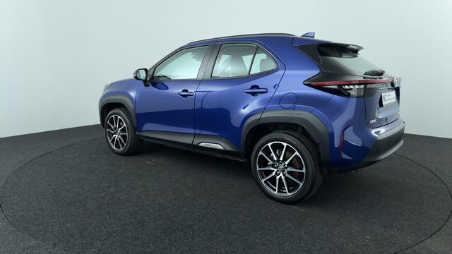 Toyota YARIS Cross 1.5 Hybrid First Edition | 18 "
