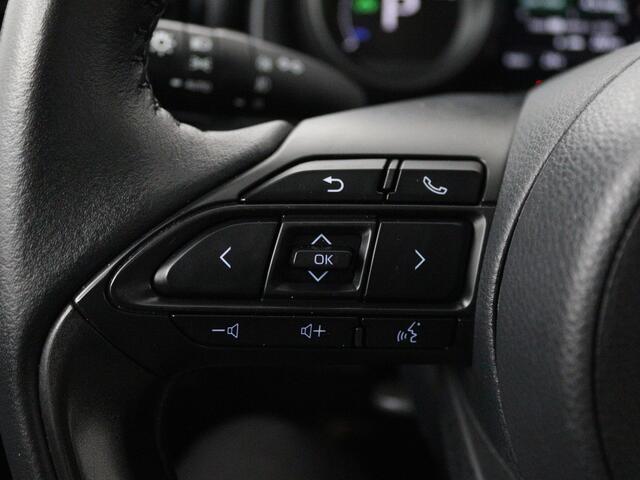 Toyota YARIS 1.5 Hybrid Dynamic | Apple CarPlay / Android Auto (Navigatie) |