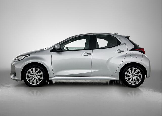 Toyota YARIS 1.5 Hybrid Active Limited | HeadUp Display | Stoel-/ stuurverwarming | LM velgen | Bluetooth |