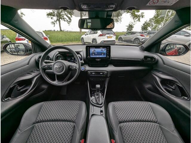 Toyota YARIS 1.5 Hybrid GR Sport Edition | Afn. trekhaak | Stoelverwarming | Leer | Bi-Tone | Camera | ACC