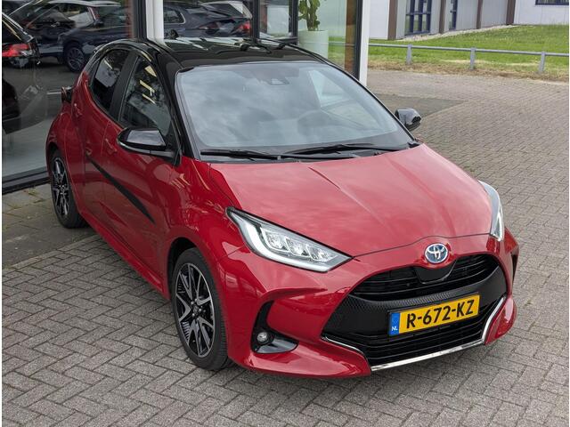 Toyota YARIS 1.5 Hybrid GR Sport Edition | Afn. trekhaak | Stoelverwarming | Leer | Bi-Tone | Camera | ACC
