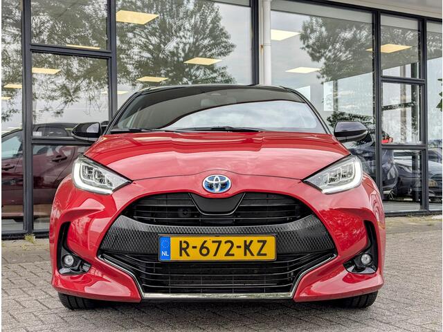 Toyota YARIS 1.5 Hybrid GR Sport Edition | Afn. trekhaak | Stoelverwarming | Leer | Bi-Tone | Camera | ACC