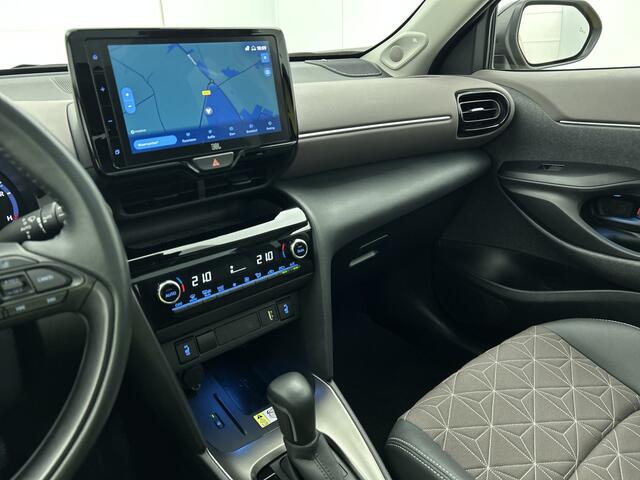 Toyota YARIS Cross 1.5 Hybrid Executive | Panoramadak | JBL | Stoelverwarming | PDC voor en achter | Navigatie |
