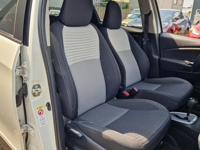 Toyota YARIS 1.5 Hybrid Dynamic Trekhaak Camera Cruise control