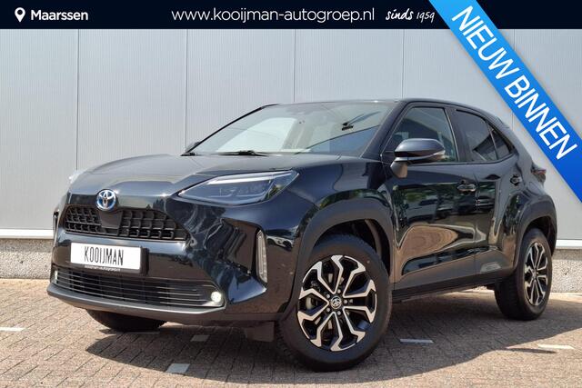 Toyota YARIS Cross 1.5 Hybrid Dynamic Navigatie, LED, Smart Key, Privacy glass, LMV,