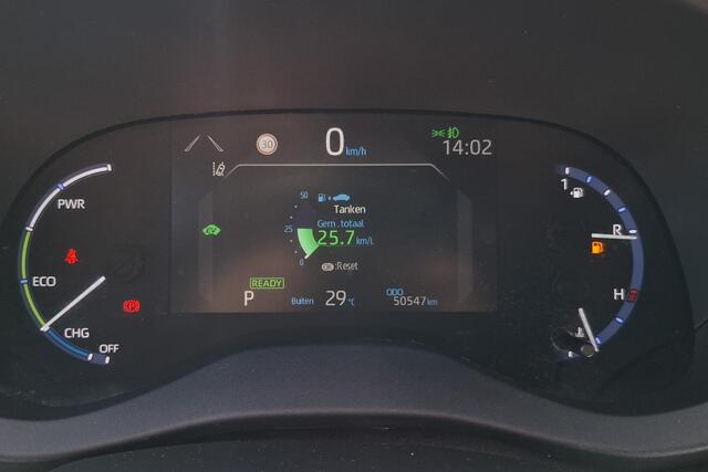 Toyota YARIS Cross 1.5 Hybrid Dynamic Navigatie, LED, Smart Key, Privacy glass, LMV,