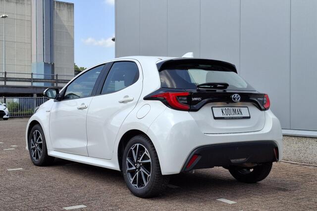 Toyota YARIS 1.5 Hybrid Dynamic Apple Carplay en/of Android auto Navigatie, LED, LMV, Achteruitrijcamera, Adaptieve cruise control, Climate control
