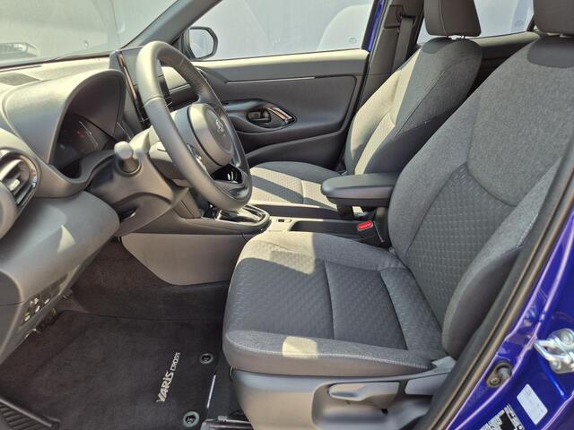 Toyota YARIS Cross 1.5 Hybrid 115 First Edition Automaat / Stoelverwarming / Apple Carplay Android Auto / adaptieve cruise control / Keyless Entry/Start / climate control / Achteruitrijcamera /