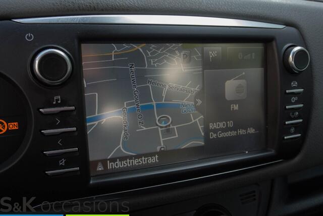 Toyota YARIS 1.5 Hybrid Dynamic NAVI Cruise