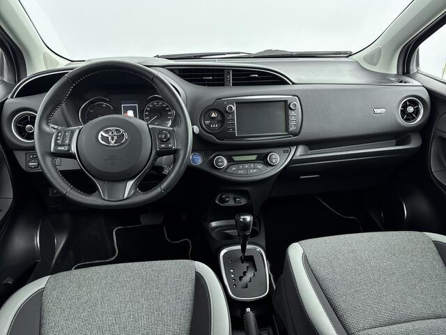 Toyota YARIS 1.5 Hybrid Y20 Exclusive Edition | Trekhaak | Navigatie |