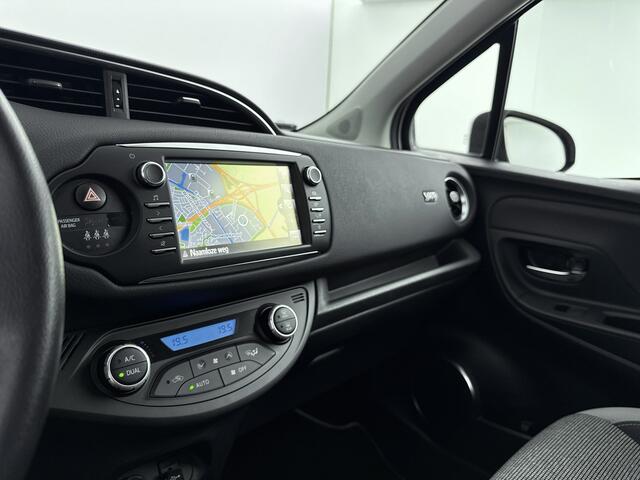 Toyota YARIS 1.5 Hybrid Y20 Exclusive Edition | Trekhaak | Navigatie |