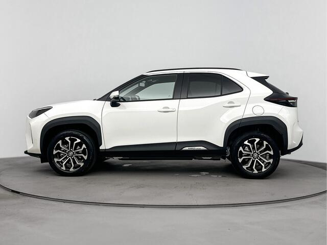 Toyota YARIS Cross 1.5 Hybrid 130 Dynamic | Stoel -/ Stuur verwarming | Apple Carplay -/ Android Auto |