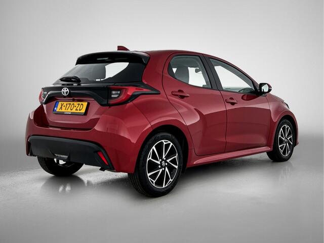 Toyota YARIS 1.5 VVT-i Dynamic | Camera | Airconditioning | Digitaal dashboard | 16'' LM velgen |