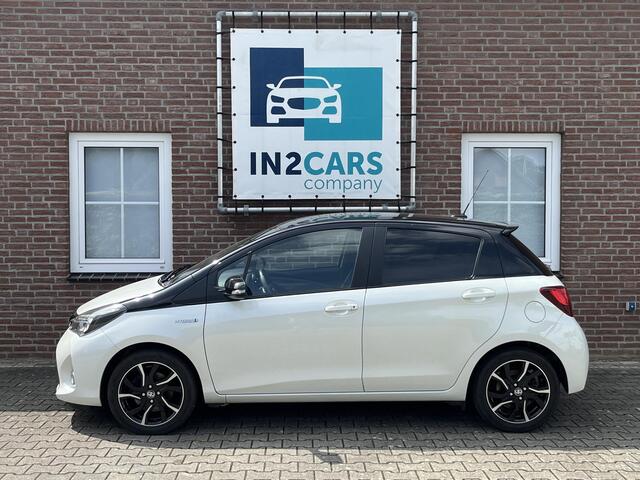 Toyota YARIS 1.5 Hybrid Dynamic Bi-Tone *Navi*Rijstrooksensor*