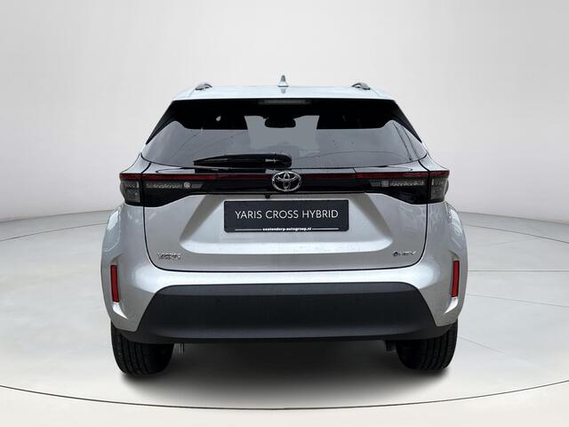 Toyota YARIS Cross 1.5 Hybrid 115 Dynamic Ultimate **STOEL EN STUURWIELVERWARMING/ KEYLESS/ PARKEERSENSOREN VOOR EN ACHTER/ 36 MAANDEN GARANTIE**