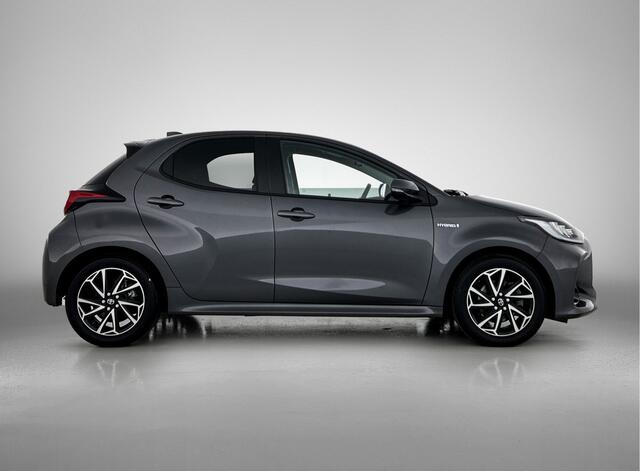 Toyota YARIS 1.5 Hybrid Dynamic | Afneembare trekhaak | Apple Carplay | LM-velgen | Mistlampen voor |