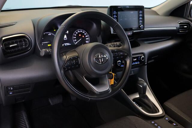 Toyota YARIS 1.5 Hybrid Active | APPCONNECT | CLIMA | CAMERA | ADAP CRUISE | LANE-ASSIST |