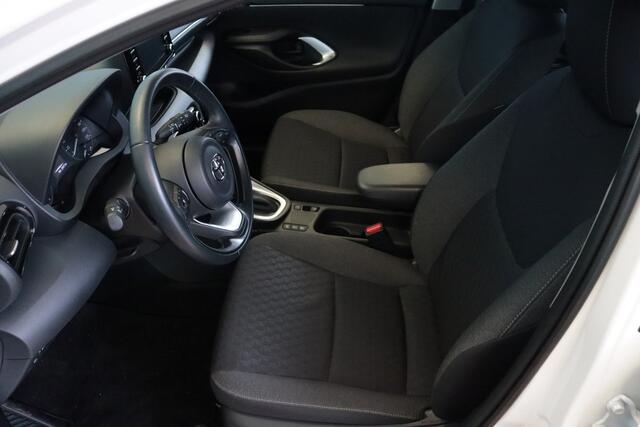 Toyota YARIS 1.5 Hybrid Active | APPCONNECT | CLIMA | CAMERA | ADAP CRUISE | LANE-ASSIST |