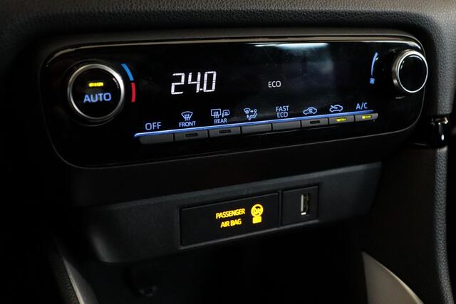 Toyota YARIS 1.5 Hybrid Active | APPCONNECT | CLIMA | CAMERA | ADAP CRUISE | LANE-ASSIST |