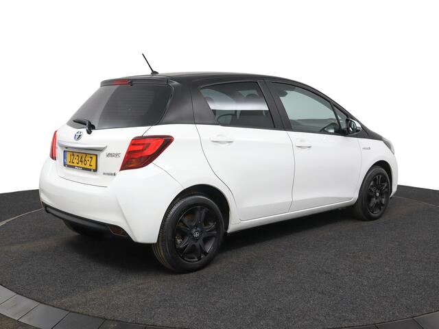 Toyota YARIS 1.5 Hybrid Trend Bi-Tone | Airco | Cruise Control | Achteruitrijcamera |