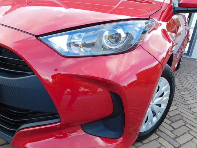 Toyota YARIS 1.5 VVT-i Active