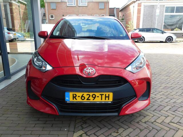 Toyota YARIS 1.5 VVT-i Active
