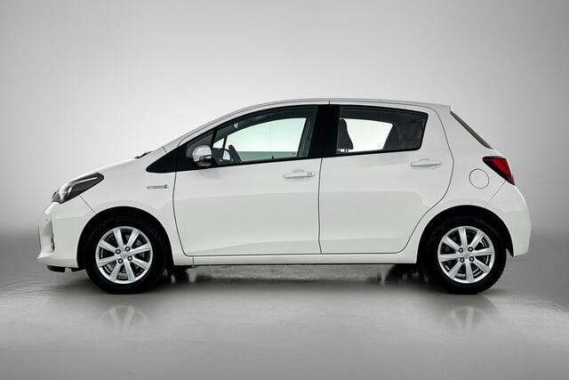 Toyota YARIS 1.5 Hybrid Business Plus Camera, clima