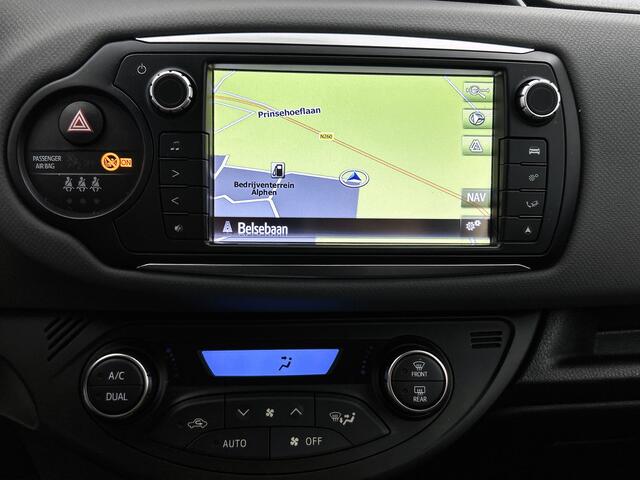 Toyota YARIS 1.5 Hybrid Business Plus Camera, clima
