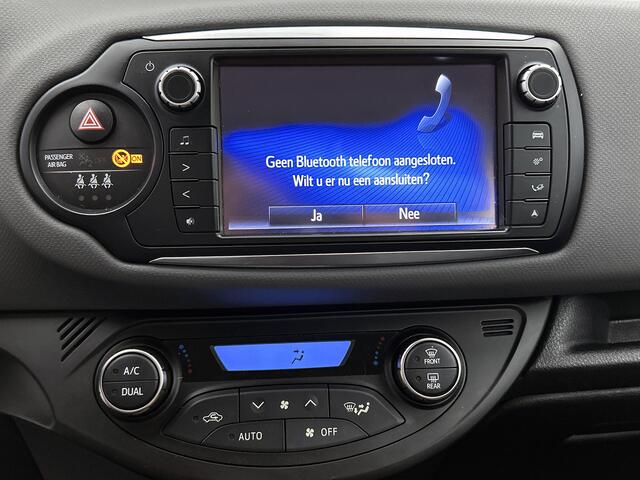 Toyota YARIS 1.5 Hybrid Business Plus Camera, clima