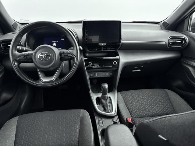 Toyota YARIS Cross 1.5 Hybrid Dynamic Limited | Cruise Control Adaptief | Climate Control | Metaallak | Lichtmetalen Velgen | Stoel-/Stuurverwarming |