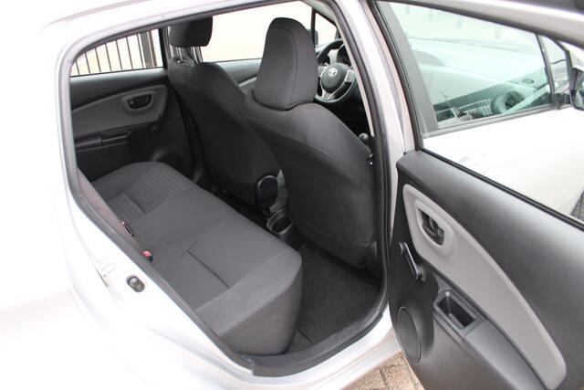 Toyota YARIS 1.0 VVT-i Aspiration | AIRCO | RIJKLAAR PRIJS