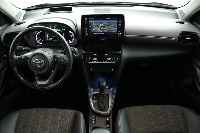 Toyota YARIS Cross 1.5 Hybrid Executive | panoramadak | 360 Camera | stoel / stuur / voorruitverwarming |