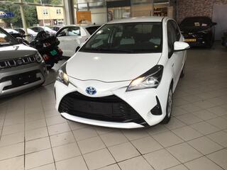 toyota-yaris-1.5-hyb.-dynamic