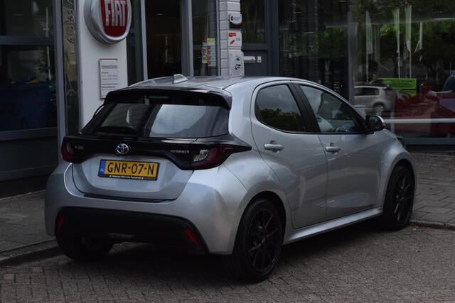 Toyota YARIS 1.5 Hybrid Active|Nav|Cam.|17"|Stoelverw.