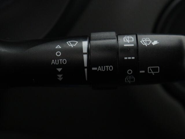 Toyota YARIS 1.5 Hybrid Active Limited | Trekhaak | Navigatie | Achteruirijcamera |