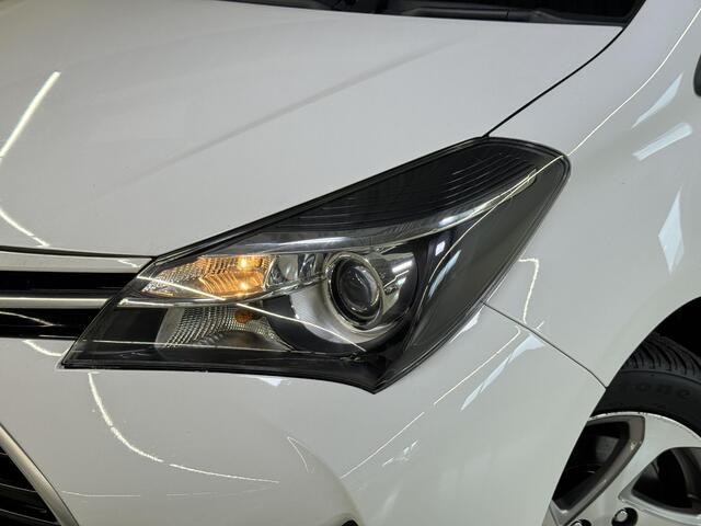 Toyota YARIS 1.5 Hybrid Aspiration Bi-Tone