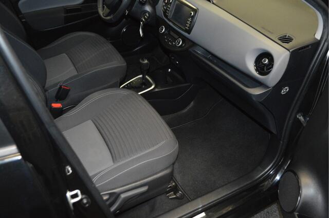 Toyota YARIS 1.5 Hybrid Active , CLIMATR , NAVI , A UITRIJ CAM , CR CONTR ,