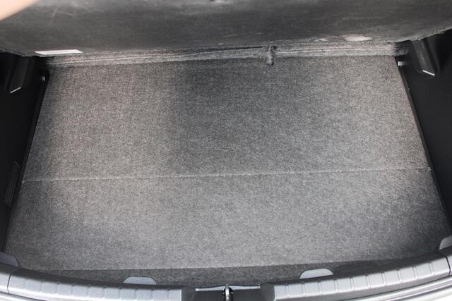 Toyota YARIS 1.5 Hybrid Achteruitrijcamera, CC, Bluetooth, NAVI, ECC, Leder, Grootlicht assistent, 15" LMV